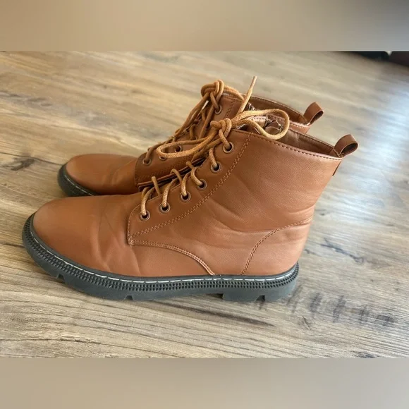 Boot Women - Picture 2 of 5